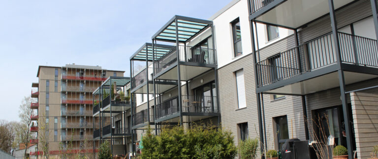 Bad Aibling: Mehrfamilienhaus in Holzbauweise – Wohnanlagen/Mehrfamilienhäuser