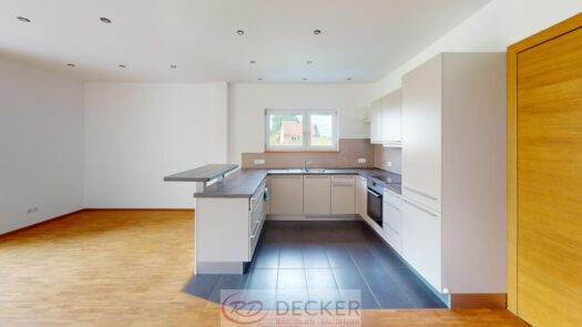 Modern wohnen in Schwindegg – sofort bezugsfrei!