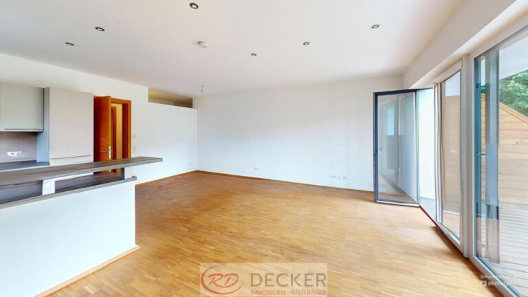 Modern wohnen in Schwindegg – sofort bezugsfrei!